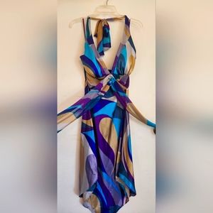 V cut dress, 70's style